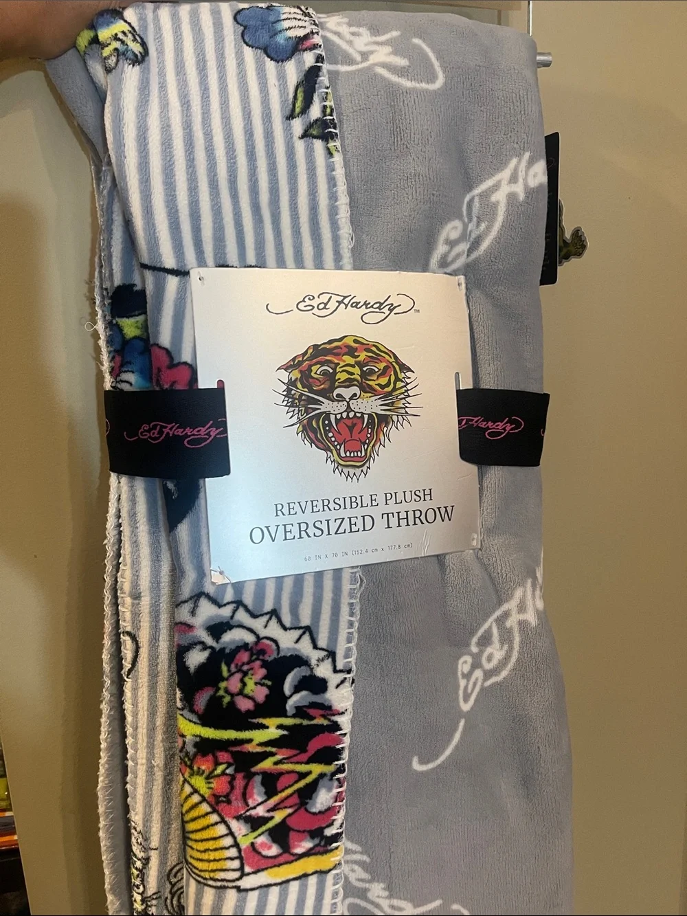 Ed Hardy Reversible Plush Oversized Throw Blanket 60x70 Tattoo Y2K NWT